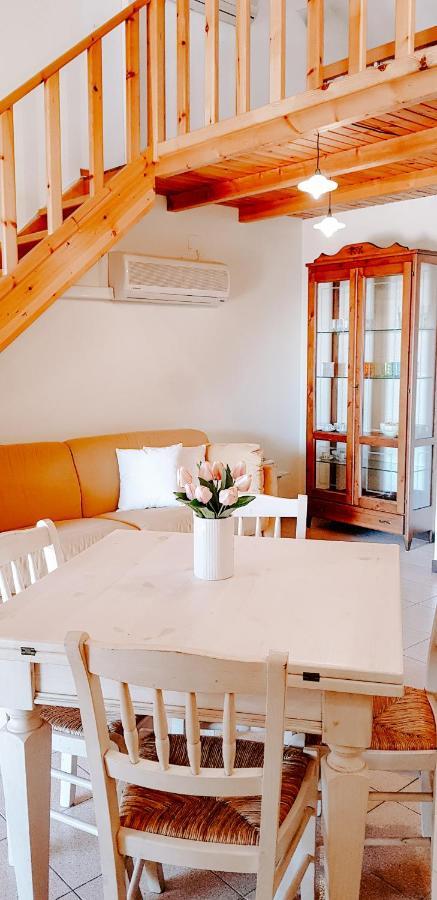 Casa A Schiera Le Tonnare - Affitti Brevi Italia Apartment Stintino Ngoại thất bức ảnh